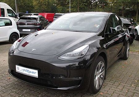 Tesla Model Y gebraucht kaufen Tesla Model Y Long Range Dual AWD+AHK+NAV+Wärmep.