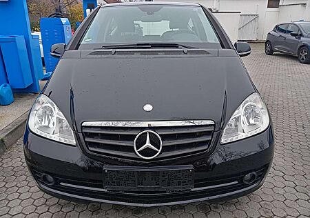 Mercedes-Benz A 150 , 118000km, Klima, Tüv. 11. 27