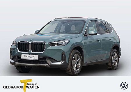 BMW X1 18 i sDrive PREMIUM NAVI LED SHZG