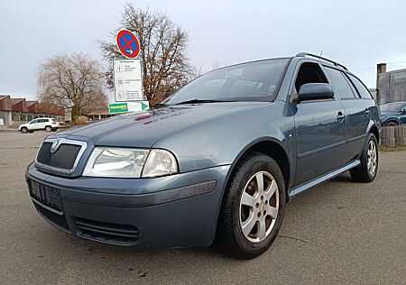 Skoda Octavia Combi Ambiente / 1.Hand