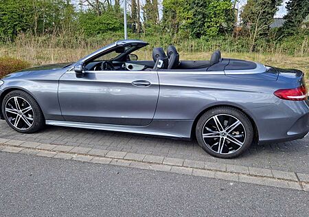 Mercedes-Benz C 250 Cabrio 9G-TRONIC AMG Line