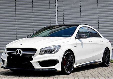 Mercedes-Benz CLA 45 AMG Performance-Auspuff