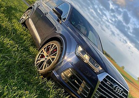 Audi SQ7 4.0 TDI quattro tiptronic