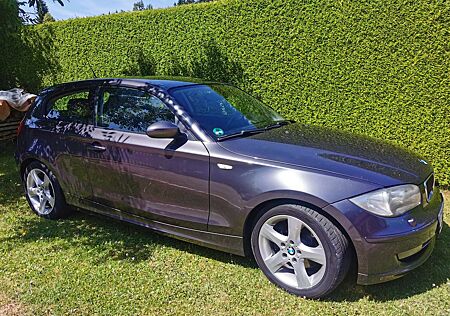 BMW 120d 120 Coupé-DPF,M Fahrwerk, Xeno,PDC,Klima, AHK