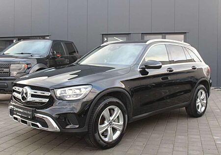 Mercedes-Benz GLC 300 de 4M 1-Hand/Distronic/R-Kamera/Comand/