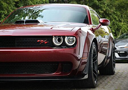 Dodge Challenger 6.4 V8 SHAKER ScatPack orig. Widebody