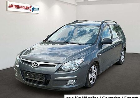 Hyundai i30 Kombi 1.6 16V AT Klimaanlage AHK LHZ