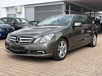 Mercedes-Benz E 250 E Coupe CGI BlueEfficiency*ERSTE HAND*