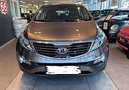 Kia Sportage 2.0 CRDi 184 4WD Automatik Spirit