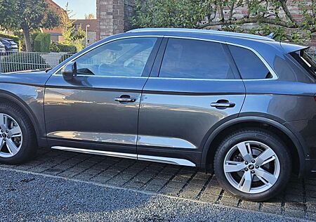 Audi Q5 2,0TDI S-Line,Luft,Matrix,AHK,Bang&Olufson
