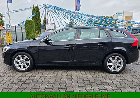 Volvo V60 Kombi*Klima*Navi*Sitzhzg*Scheckheftgepflegt*