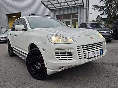 Porsche Cayenne CAYENNE TURBO*BOSE*PANO*LUFT*LEDER*3HAND*SH POR*