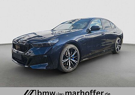 BMW 550 e xDrive M Sport Pro DAP PAP Travel Paket