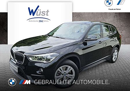 BMW X1 sDrive20i 1.HAND | AHK | NAVI | AUTOMATIK