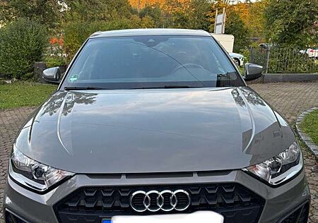Audi A1 25 TFSI Sportback S line