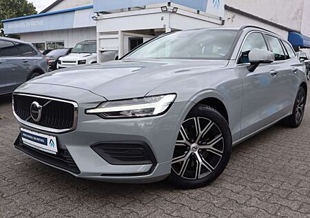 Volvo V60 gebraucht kaufen Volvo V60 B4 D Core|NAVIGATION|AHK|SHZG|R-CAM|
