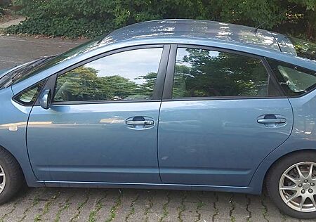 Toyota Prius 20 (Hybrid) – EZ 2005