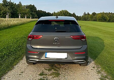VW Golf Volkswagen 1.5 TSI OPF Active