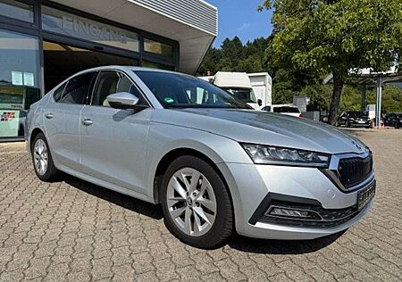 Skoda Octavia 2.0 TDI DSG First Edition