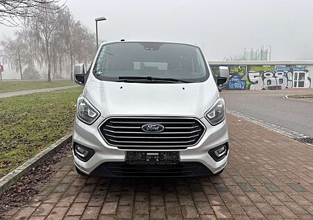 Ford Transit Custom 310 L2 Tourneo Titanium