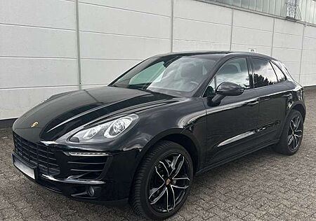 Porsche Macan S