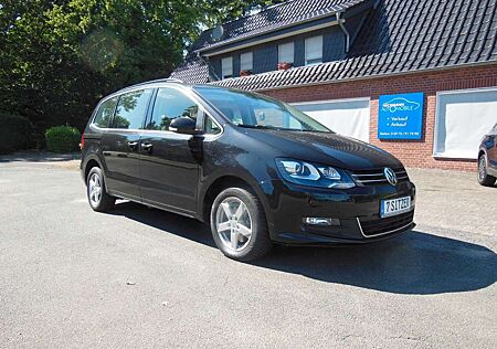 VW Sharan Volkswagen TDI DSG 7SITZE/AHK/STANDHZG/XEN/ACC/KESSY
