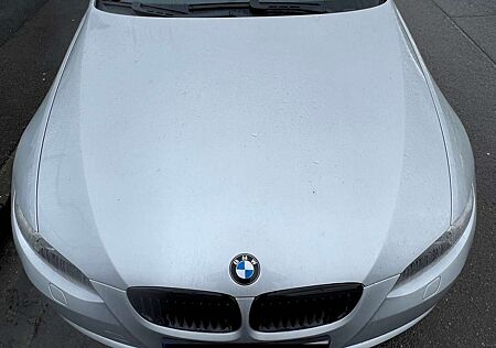 BMW 320i 320