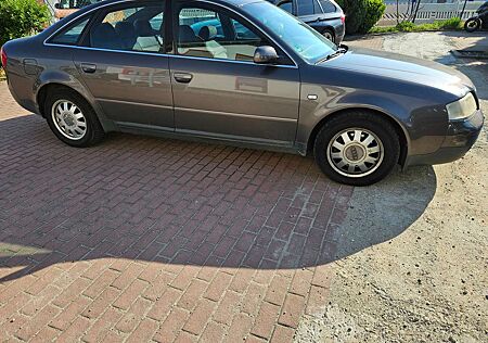 Audi A6 2.4