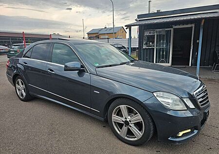 Mercedes-Benz E 300 CDI BlueEfficiency