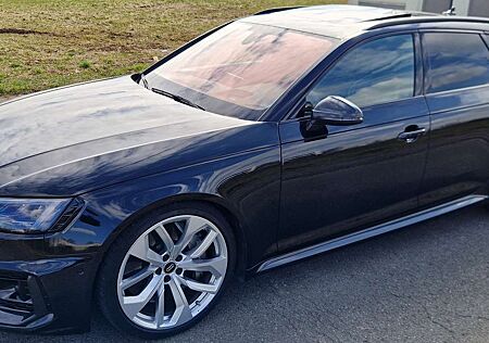 Audi RS4 2.9 Keramik Head Up Panorama Sport AGA 280km