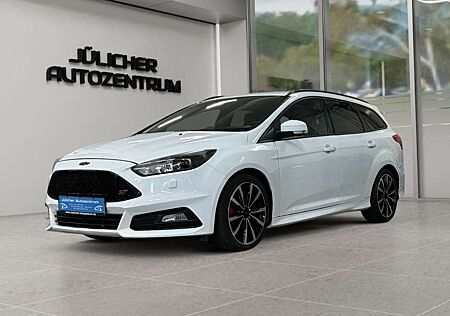 Ford Focus Turnier ST 2.0 EcoBoost Navi Kamera