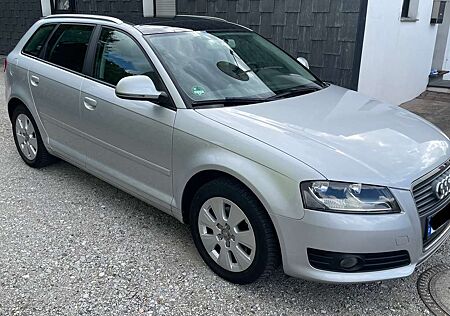 Audi A3 1.6 Sportback Attraction