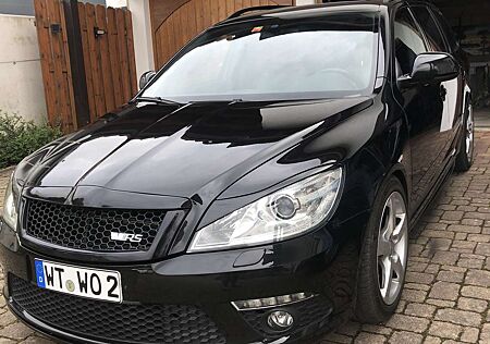 Skoda Octavia Combi 2.0 TDI DPF DSG RS