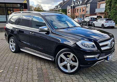 Mercedes-Benz GL 350 BlueTEC 4Matic 7G-TRONIC