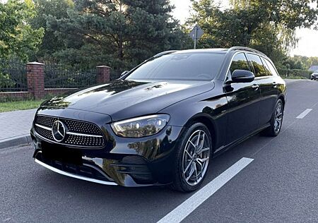 Mercedes-Benz E 220 d 4Matic T 9G-TRONIC AMG Line