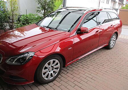 Mercedes-Benz E 200 E 200 T BlueTEC 7G-TRONIC Edition E