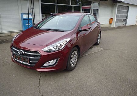 Hyundai i30 blue Trend