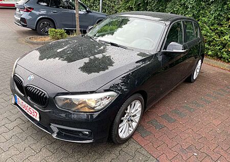 BMW 116 i Advantage Navi PDC Shz Alu Temp. uvm
