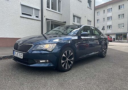 Skoda Superb 2.0 TDI DSG Active