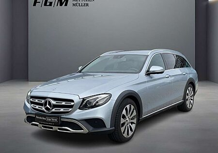 Mercedes-Benz E 220 d 4Matic T Comand+Exclusive+MBeam+Ambiente+