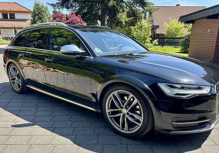 Audi A6 Allroad Quattro 3.0 272 PS- Pano- LED- AHK