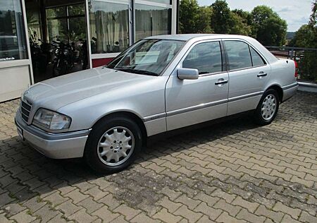 Mercedes-Benz C 180 Elegance+Klima+Automatik