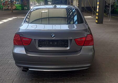 BMW 320d 320 DPF