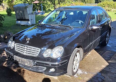 Mercedes-Benz C 180 Kompressor Automatik Avantgarde Sport Editio