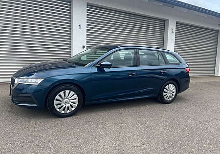 Skoda Octavia 1.0 TSI /Neu model/Xenon LED/Keyless-Go