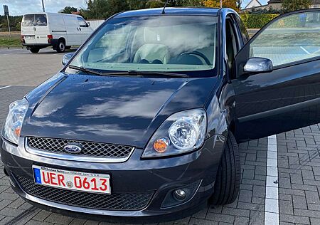 Ford Fiesta 3-Türer 1.6 Sport