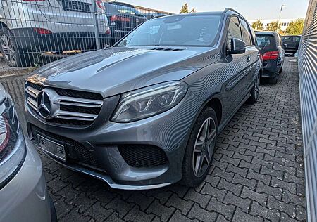 Mercedes-Benz GLE 250 d 4Matic AMG - Line. RFK. BT. WENIG KM!