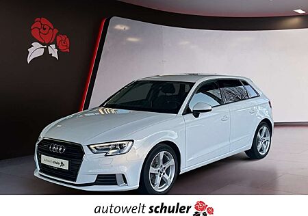 Audi A3 Sportback 40 TFSI quattro sport Navi