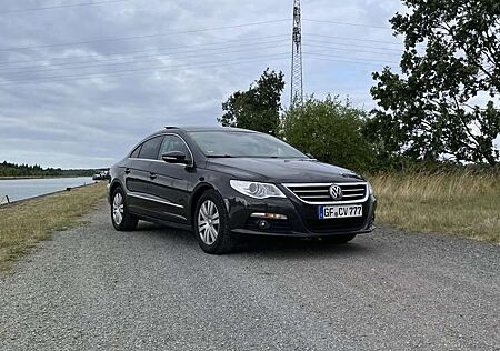 VW Passat CC Volkswagen Basis