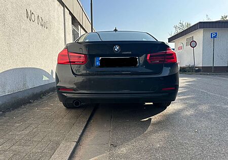BMW 318 i Sport Line